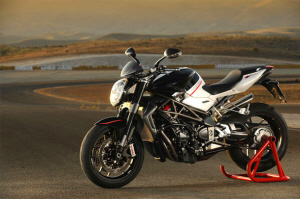 MV Augusta Brutale 1090RR